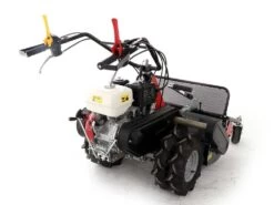 Benassi T900P - Trinciaerba Professionale A Martelli - Honda GX390 -Garden Sconto benassi t900p trinciaerba professionale a martelli honda gx390 trinciaerba con ruote gemellate benassi t900p 33454 1 1647255496 IMG 622f1fc85ba84