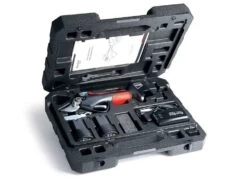 Blue Bird PS 22-32 - Forbice Elettrica Da Potatura - 2x 16.8V 2.5 Ah -Garden Sconto blue bird ps 22 32 forbice elettrica da potatura 2x 16 8v 2 5 ah forbici elettriche blue bird ps 22 32 25405 6 1601643212 IMG 5f7722cc552b4