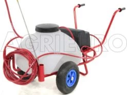 Irroratrice Carrellata A Batteria 12V - 7,2 Ah Da 70 L - Pompa Irroratrice Elettrica Carrellata 22 Irroratrice Carrellata A Batteria 12V - 7,2 Ah Da 70 L - Pompa Irroratrice Elettrica Carrellata -Garden Sconto irroratrice carrellata a batteria 12v 7 2 ah da 70 l pompa irroratrice elettrica carrellata pompa irrorazione a batteria a carrello da 70 litri 10150 0 1487952292 IMG 6925