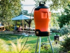 Nebulizzatore Antizanzare Da Giardino A Batteria Stocker Geyser Evo 25L - 18V 2.2AH 13 Nebulizzatore Antizanzare Da Giardino A Batteria Stocker Geyser Evo 25L - 18V 2.2AH -Garden Sconto nebulizzatore antizanzare da giardino a batteria stocker geyser evo 25l 18v 2 2ah nebulizzatore stocker geyser evo 25 l 41212 3 1680789803 IMG 642ed12b57041