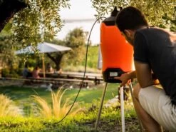 Nebulizzatore Antizanzare Da Giardino A Batteria Stocker Geyser Evo 25L - 18V 2.2AH 14 Nebulizzatore Antizanzare Da Giardino A Batteria Stocker Geyser Evo 25L - 18V 2.2AH -Garden Sconto nebulizzatore antizanzare da giardino a batteria stocker geyser evo 25l 18v 2 2ah nebulizzatore stocker geyser evo 25 l 41212 3 1680789803 IMG 642ed12b5cb8d