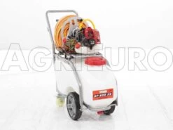 Pompa Irroratrice A Scoppio Carrellata In GeoTech SP 520 2S - 2 Tempi A Miscela -Garden Sconto pompa irroratrice a scoppio carrellata in geotech sp 520 2s 2 tempi a miscela pompa irrorazione a carrello geotech da 50 litri 9347 0 1476106812 IMG 6019