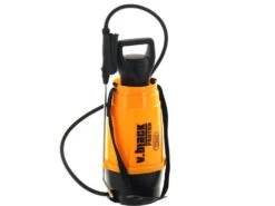 Pompa Irroratrice A Tracolla A Batteria Volpi V.BLACK PROTON 7lt - Serbatoio Da 7 Litri 30 Pompa Irroratrice A Tracolla A Batteria Volpi V.BLACK PROTON 7lt - Serbatoio Da 7 Litri -Garden Sconto pompa irroratrice a tracolla a batteria volpi v black proton 7lt serbatoio da 7 litri pompa per irrorazione spalleggiata 26103 3 1623748390 IMG 60c86f268c2dd