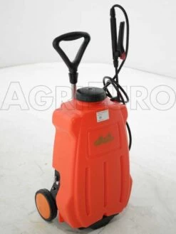 Pompa Irroratrice Elettrica A Batteria GeoTech SX-MD20E Spalleggiata / Trolley -Garden Sconto pompa irroratrice elettrica a batteria geotech sx md20e spalleggiata trolley pompa irrorazione a spalla e trolley geotech 5913 0 1403191505 IMG 0167