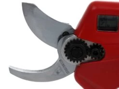 Sbaraglia Eduard A3042 - Forbice Elettrica Da Potatura - 2x 16.8V 2.5Ah -Garden Sconto sbaraglia eduard a3042 forbice elettrica da potatura 2x 16 8v 2 5ah forbici elettriche a batteria eduard a3042 32mm batterie da 16 8v 22138 8 1581527744 IMG 4030