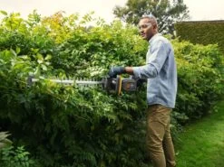 Stiga HT 700e - Tagliasiepi A Batteria - Senza Batteria E Caricabatteria -Garden Sconto stiga ht 700e tagliasiepi a batteria senza batteria e caricabatteria tagliasiepi a batteria stiga ht 700e 42963 5 1686658389 IMG 64885d55d7a06