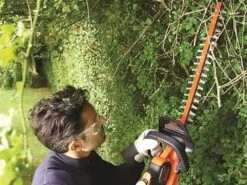 Tagliasiepi A Batteria Black & Decker GTC18502PC-QW 18V - Batteria 2 Ah - Lame 50 Cm 17 Tagliasiepi A Batteria Black & Decker GTC18502PC-QW 18V - Batteria 2 Ah - Lame 50 Cm -Garden Sconto tagliasiepi a batteria black decker gtc18502pc qw 18v batteria 2 ah lame 50 cm tagliasiepi a batteria black decker gtc18502pc qw con lama da 50 cm 17478 5 1565000515 61IMBDwkE4L